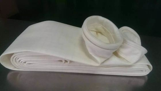 Kantong Filtrasi Bubuk Efisiensi Tinggi Arcylic Dengan Membran PTFE